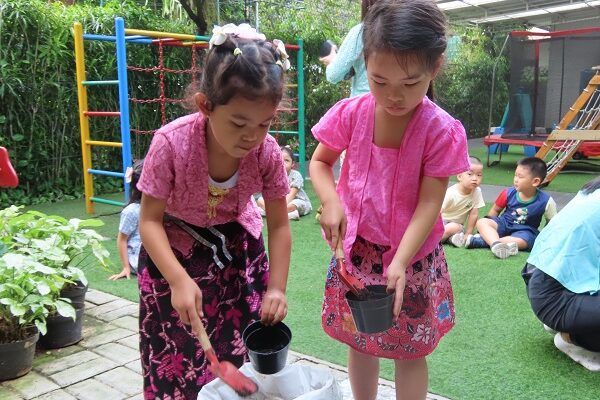 img kinderlan preschool pakubuwono (1) img kinderlan preschool pakubuwono (1)